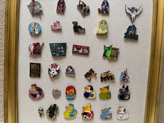 Disney pins