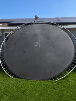 Trampoline