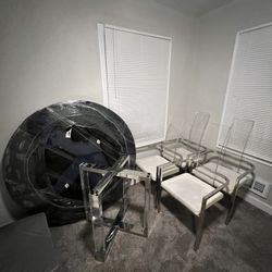 Round Glass Designer Dining Room Table and 4 Chairs 