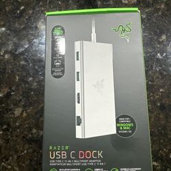 Razer USB-C Dock (11-in-1 Multi-Port Adapter)