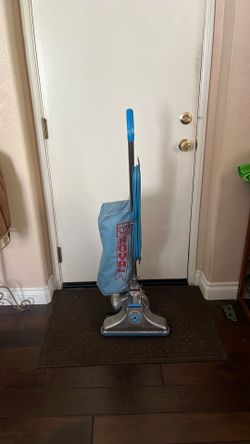 Royal upright vacuum
