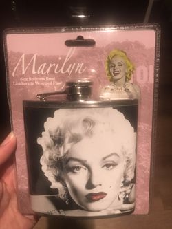 Stainless Steel Leatherette Flask - Marilyn Monroe