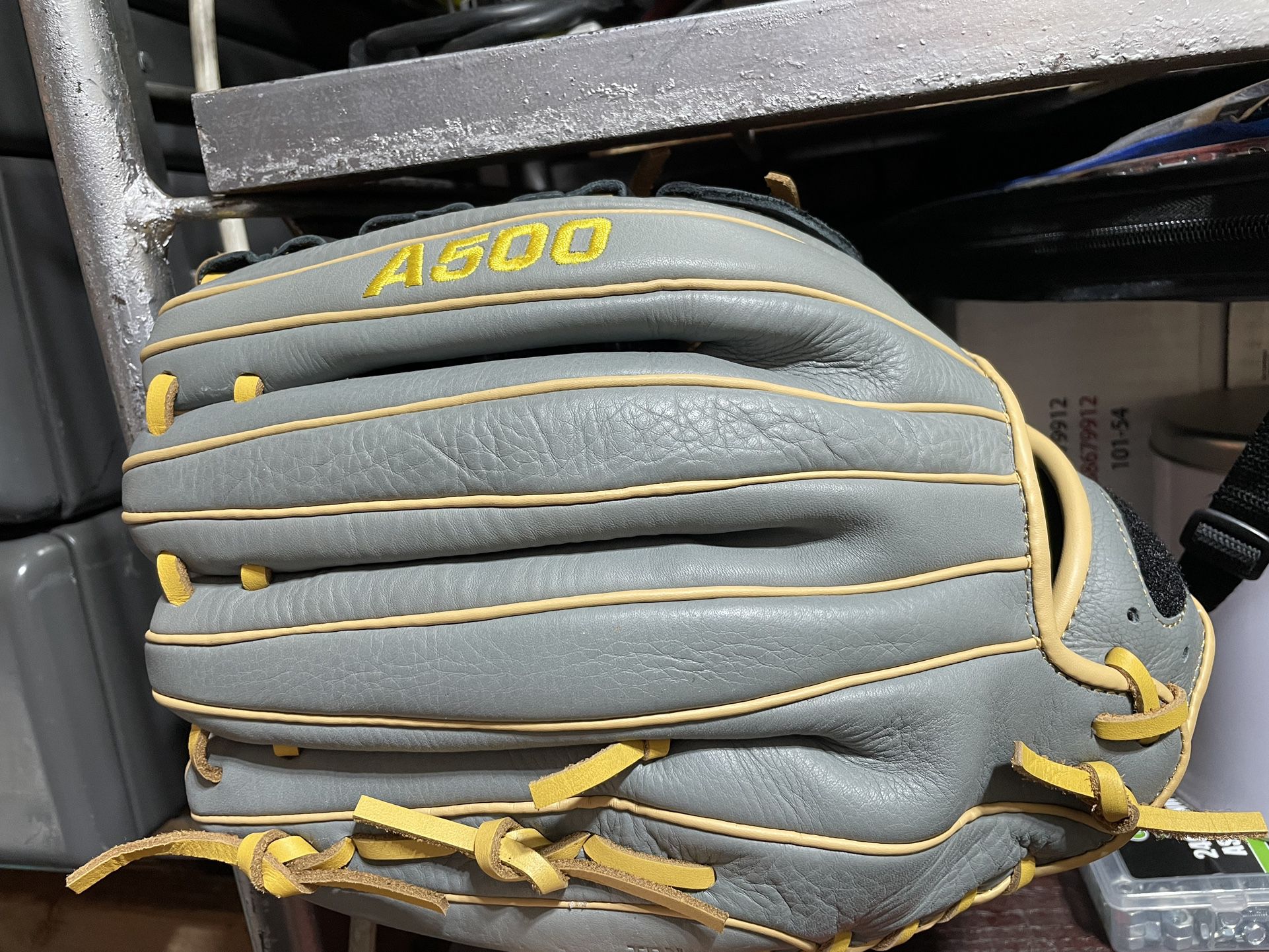  Softball Glove