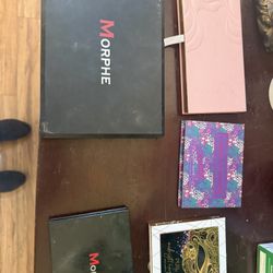 Make Up Pallets Asking 10 Or 12 Some Of Them Are Still New