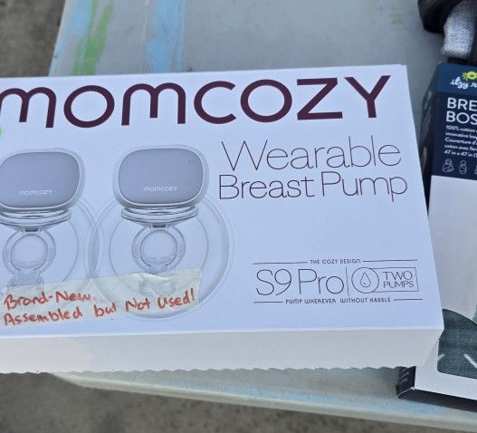 Momcozy Breastpumo