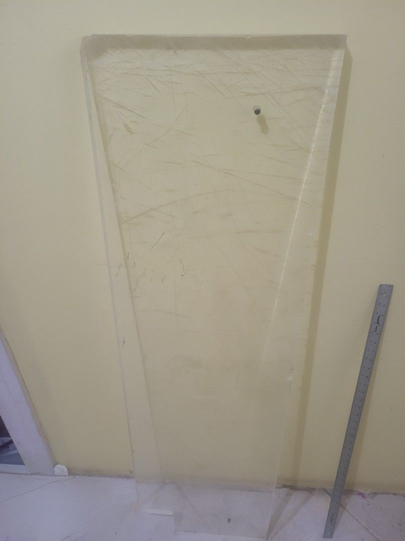 Polycarbonate (BR), 1.25" x 48" x 15".