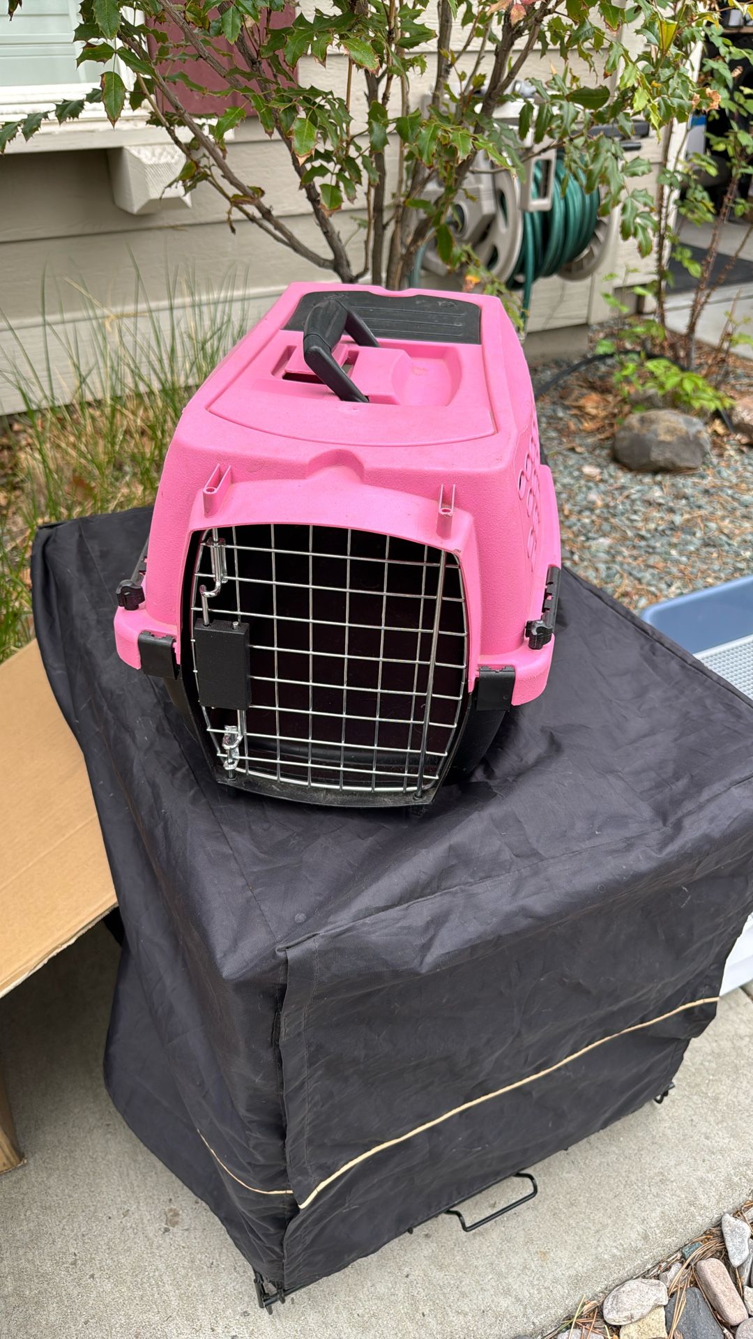 Small Travel Crate