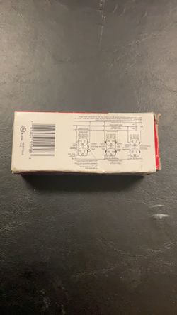 Legrand 20 Amp Commercial Graded Parts Receptacle, White ( 2 Available )