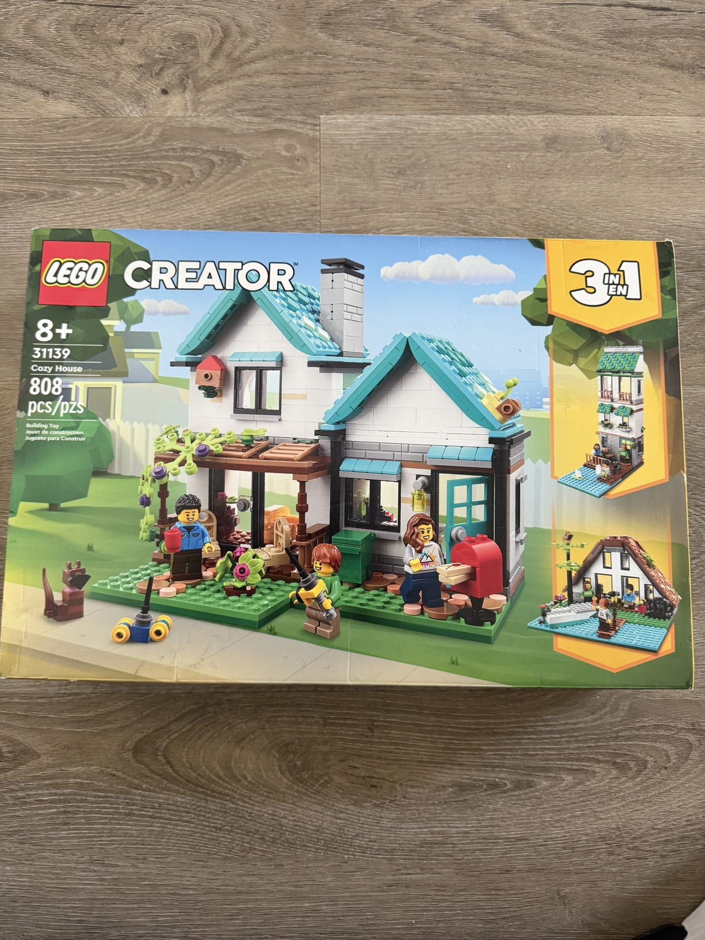LEGO - Cozy House Building Kit 31139