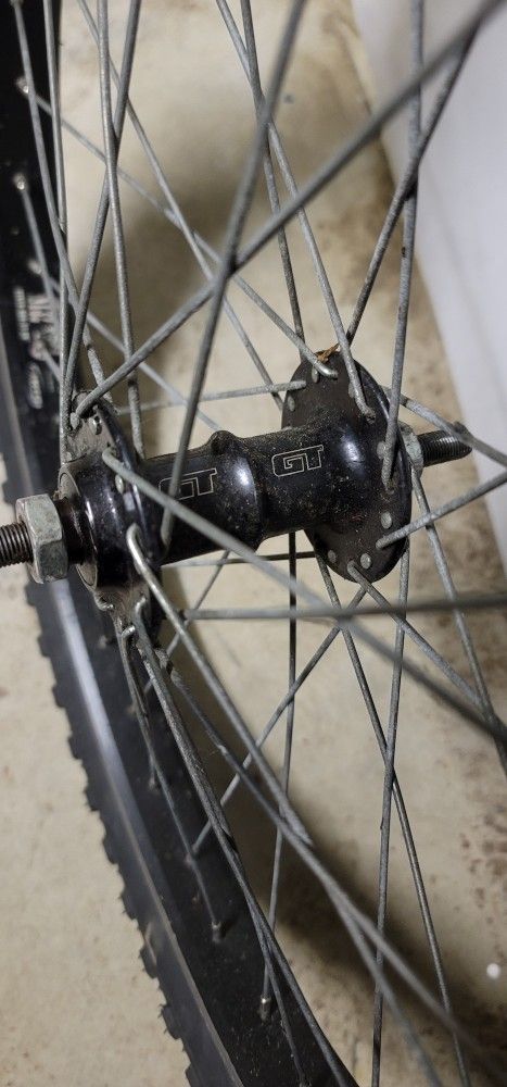 GT 20" Mohawk wheel and Tire