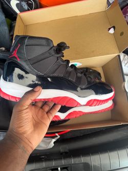 Jordan retro 11 breds