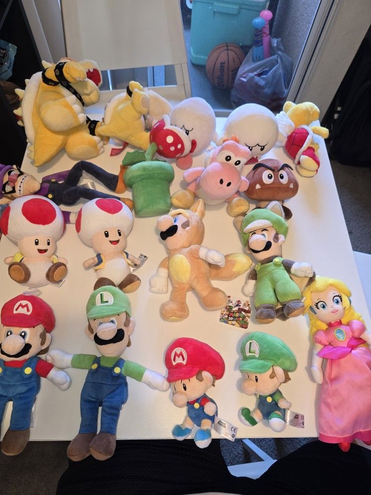 Super Mario Plushies