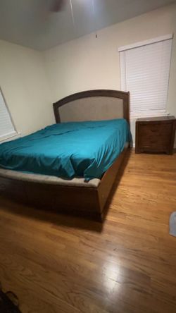King size bed