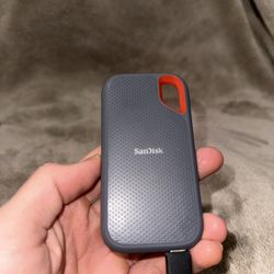 SanDisk Extreme Portable SSD 1TB