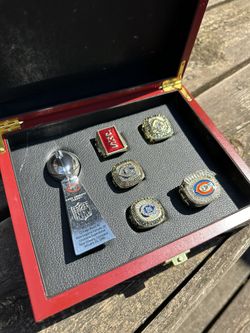 Chicago Bears Super Bowl Championship Ring Set