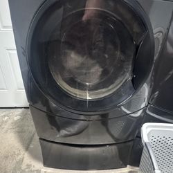 Kenmore Elite Pedestal-2 Available 