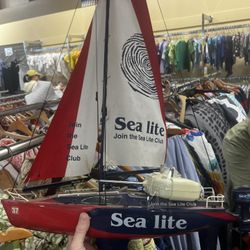 Sea Lite 1/25th Scale Radio Controlled Sailboat