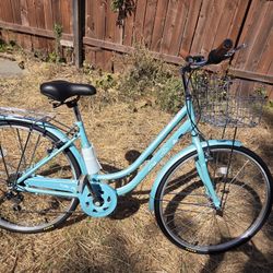 women Bike Huffy brand new nueva Size 26 $160