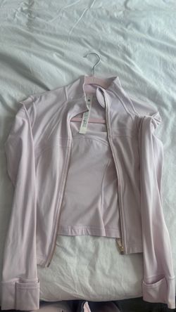 Lululemon jacket size 6