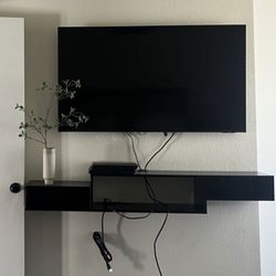 59" Floating TV Stand with Power Outlet Wall Mounted Media Console Cabinet Shelf Under TV for Cable Box Audio Video Black