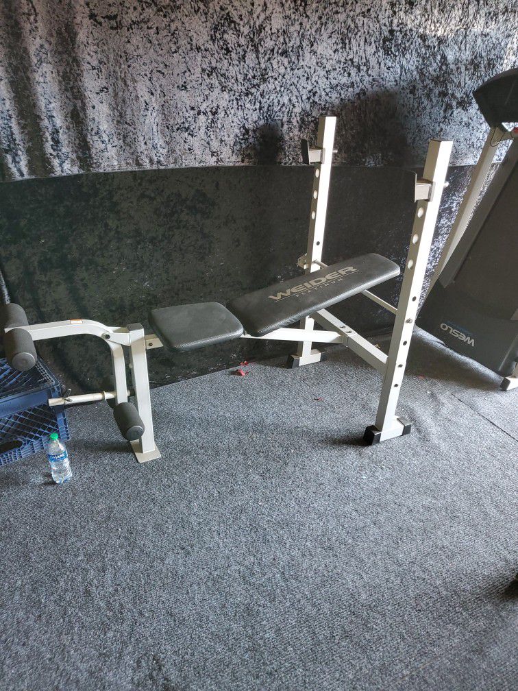 Excercise / Weight Lift Equipment 
