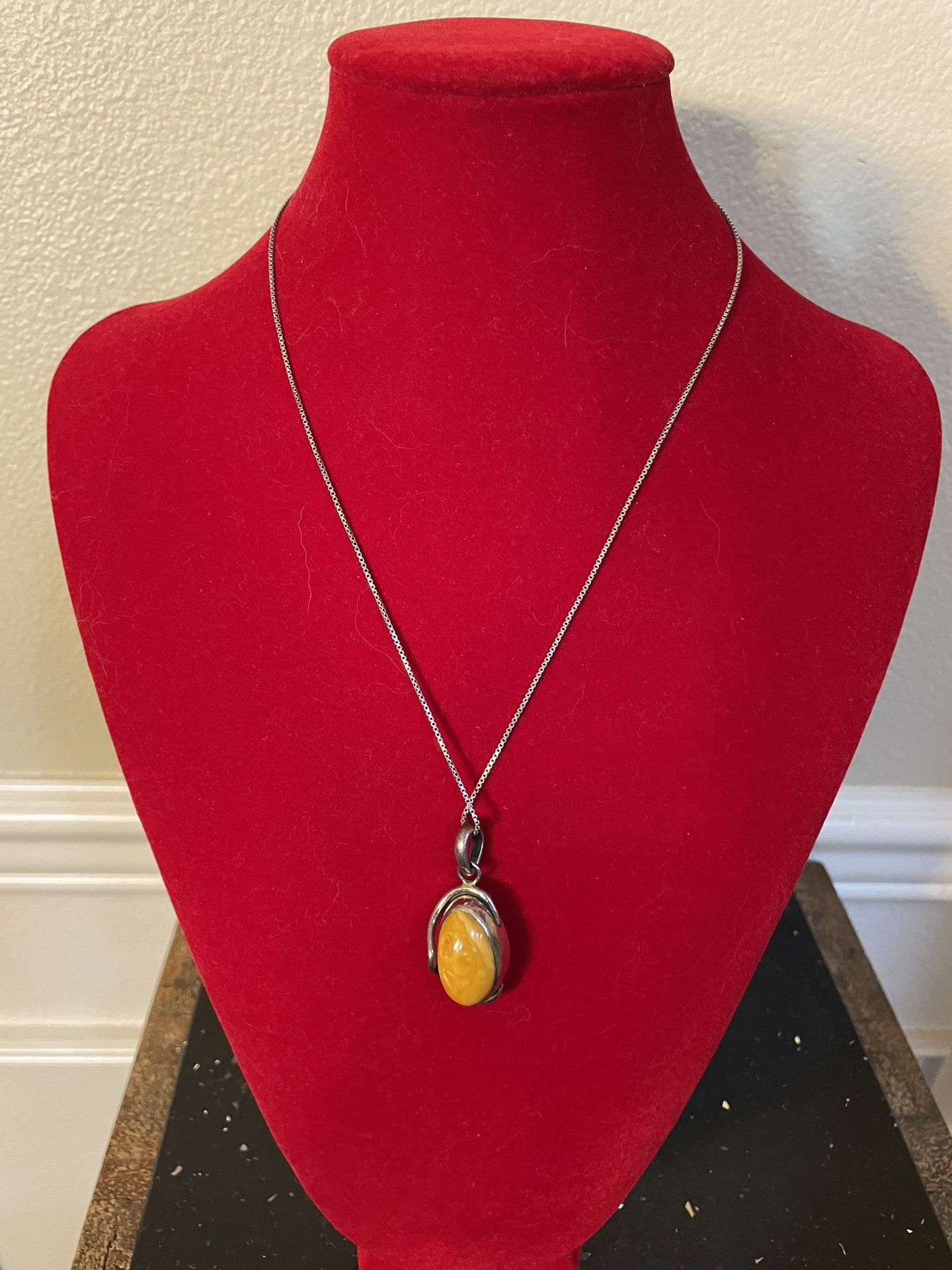 Vintage Sterling Silver 925 Baltic Amber Pendant ( Silver Chain 18”L )