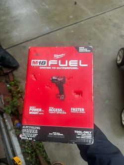 New Milwaukee M18 FUEL 1/2" Mid-Torque Impact Wrench (Tool Only) - 2962-20