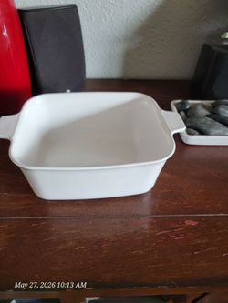 Vtg. CorningWare "Just White" Casserole Dish.