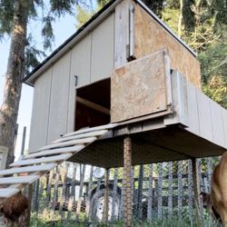 Chicken House Coop, Heavy Duty Amish Built