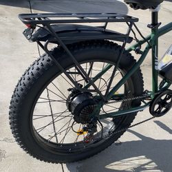 🔥 $400 Thanksgiving Deal — EB26 Electric Bike (New in Box!)