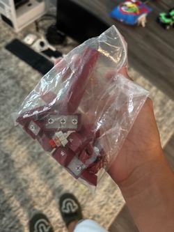 2 keyboards 2 mice (mouse’s)