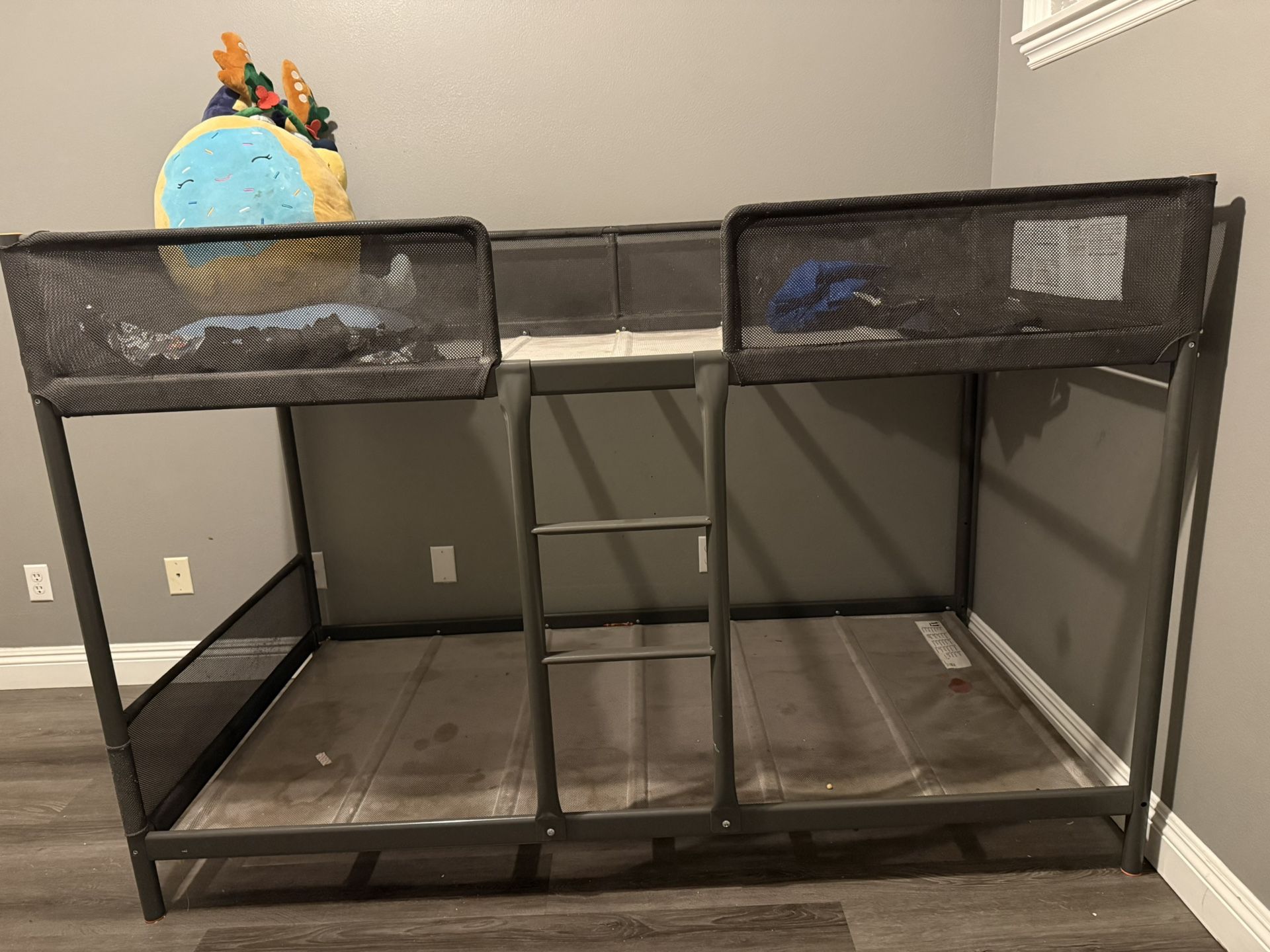 Twin Bunk Bed