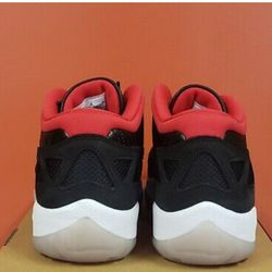 Jordan Air Jordan 11 Retro Low IE Bred Mens

9.5