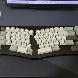 Ymdk Wings Rgb Ergo 65% Keyboard Black