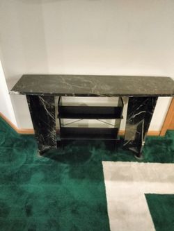 Marble accent table