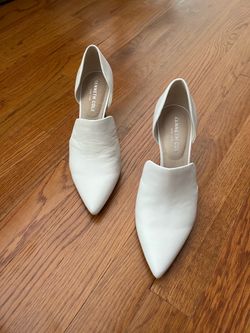 Kenneth Cole white leather heels, size  6 1/2 , new
