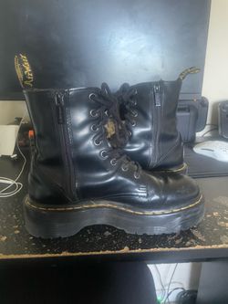 Dr Martens Jadon Platform boots