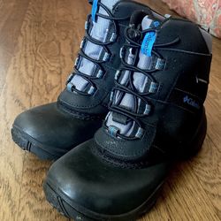 NEW KIDS SNOW BOOTS