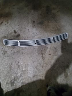 W219 Mercedes Cls Hood Grill