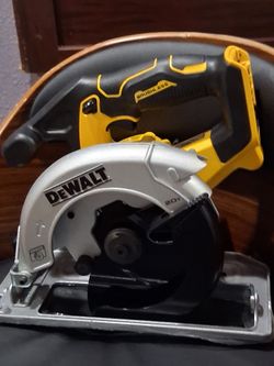DeWalt 20V Brushless Cordless Circular Saw