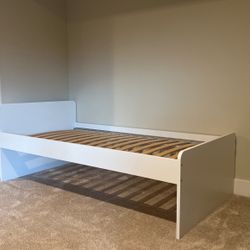 SLÄKT Twin Bed Frame  w/Slatted Bed Base
