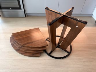 47" Round Wooden Dining Table