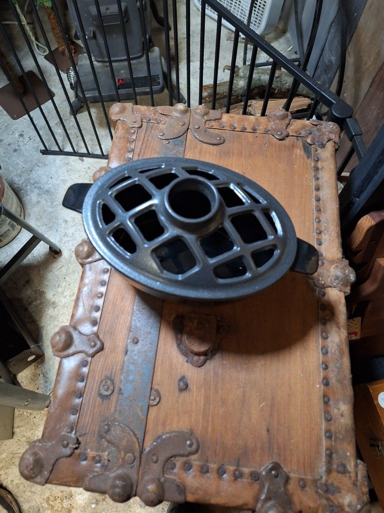 Cast Iron Steamer/humidifier