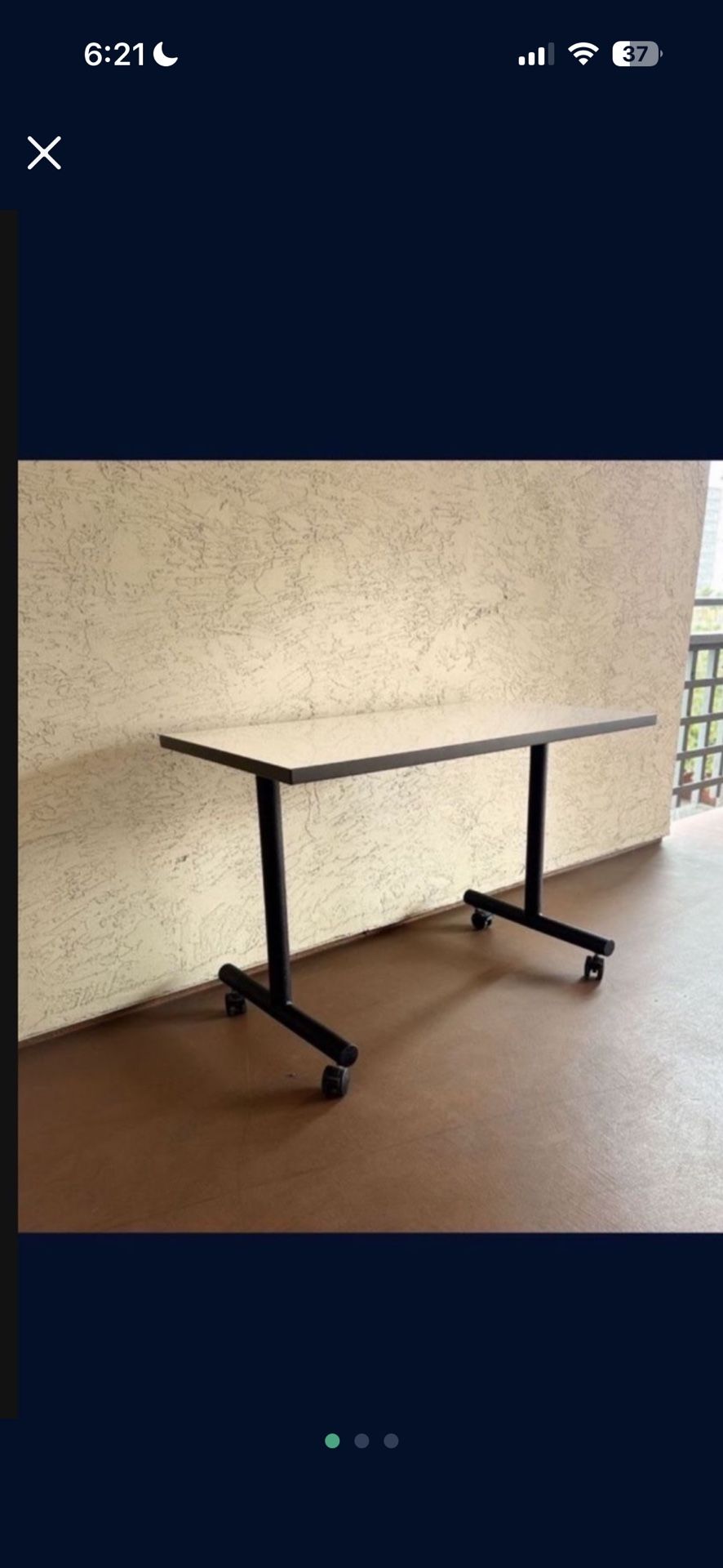 One Mobile Corporate Business Training Table