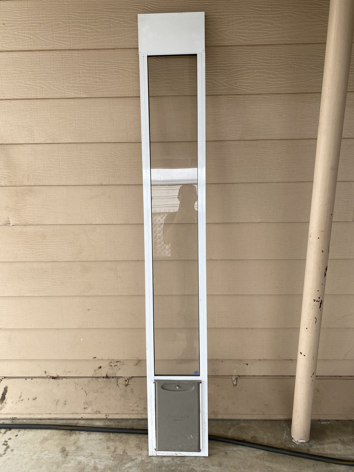 Dog Door 75$ Firm