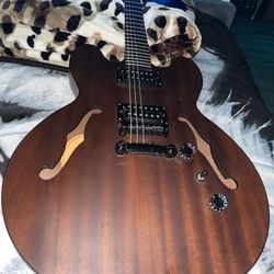 Epiphone Studio Dot Semi Hollow Body Electric Guitar 