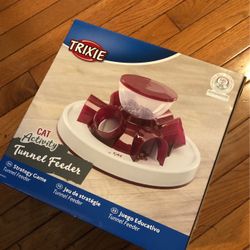 Cat Activity Feeder By Trixie 