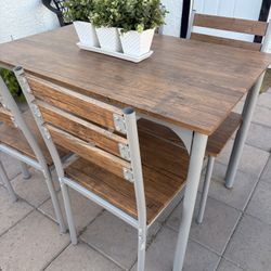 Kitchen Table With 4 Chairs Free Delivery Available 