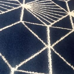 New 5/7 Gold String Diamond Cut Area Rug Thick And Elegant Soft To The Feet High Grade Material 