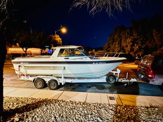 1977 SS235 Boat